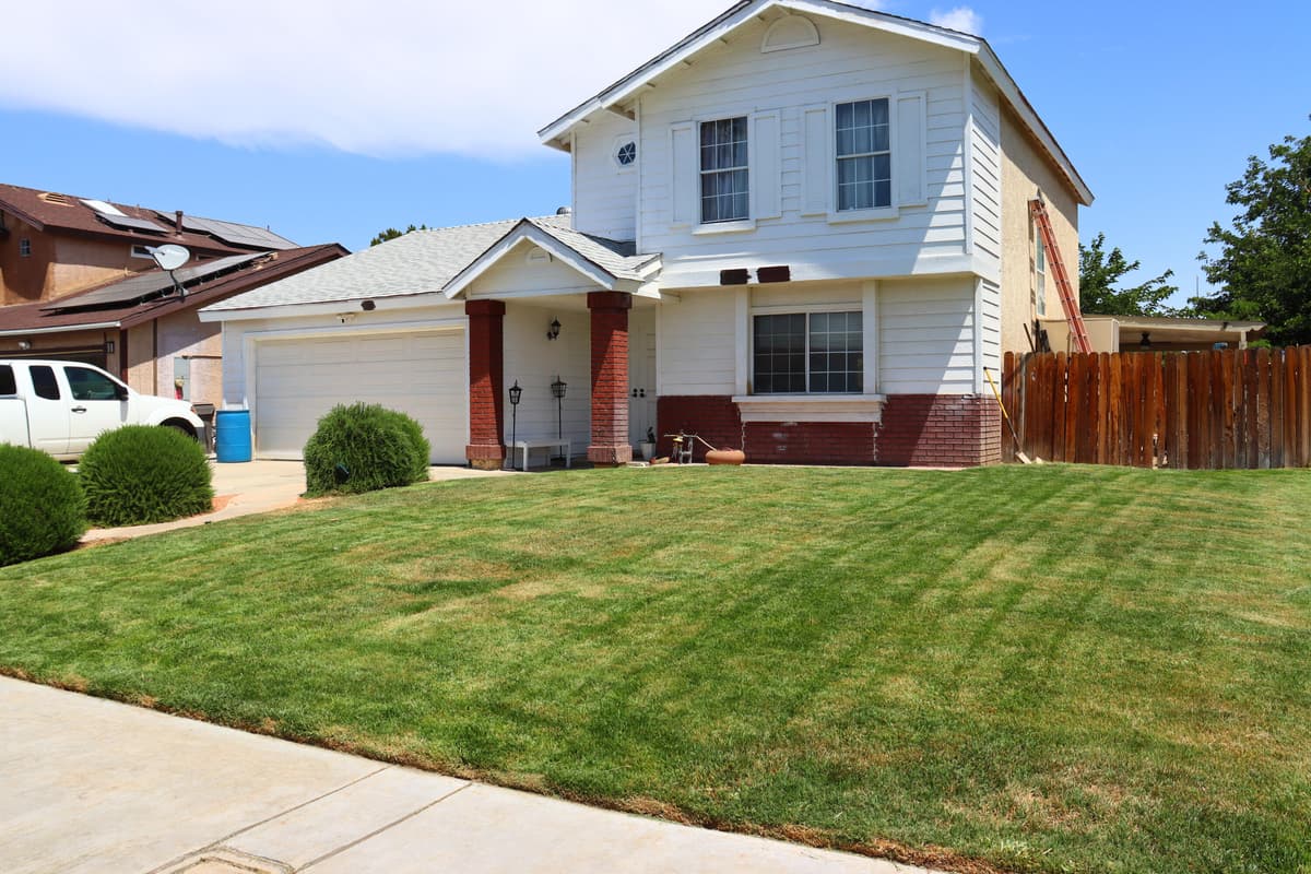 5009 E Ave R 11