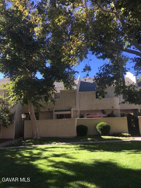 1844 E Avenue J2