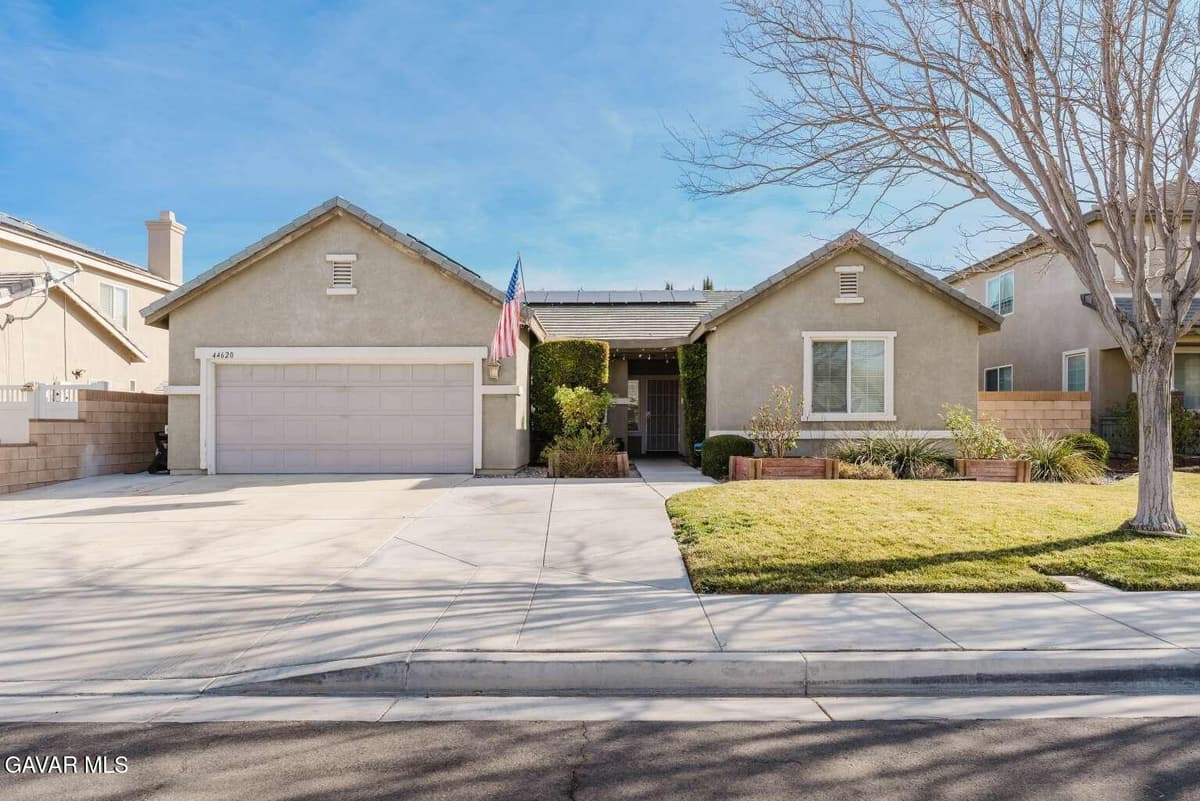 44620 Painted Desert Street