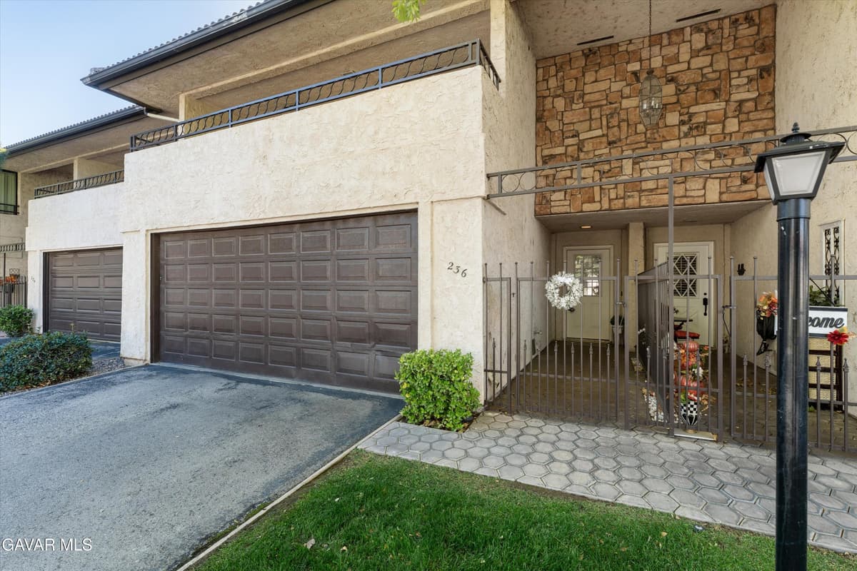 236 Hawk Lane