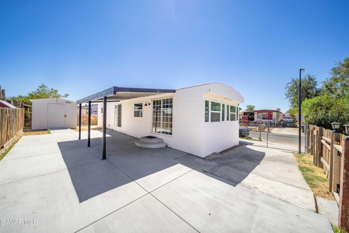 3300 W 15th Street
