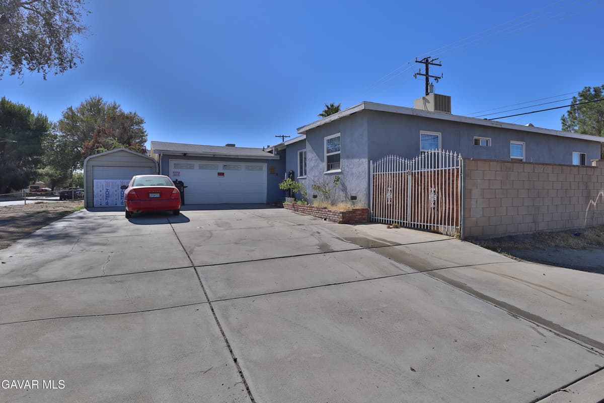 830 W Avenue J4