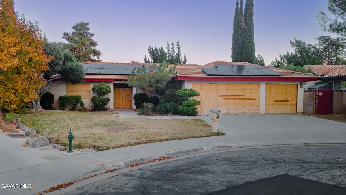 42944 Beau Ville Ct