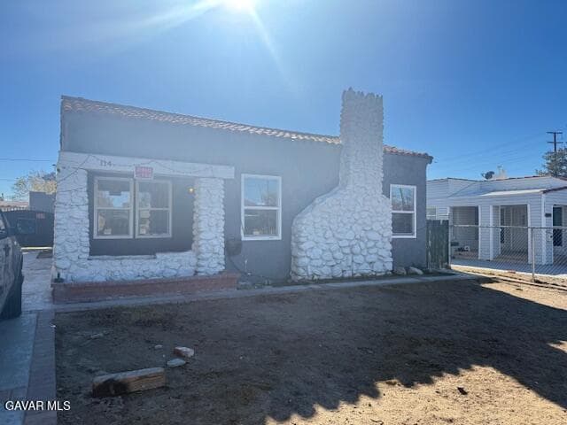 114 W Lancaster Boulevard