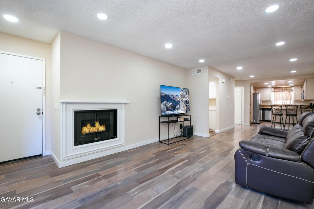 26922 Flo Lane