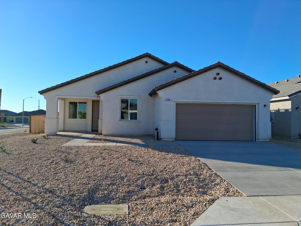 3704 Camino Mia Court