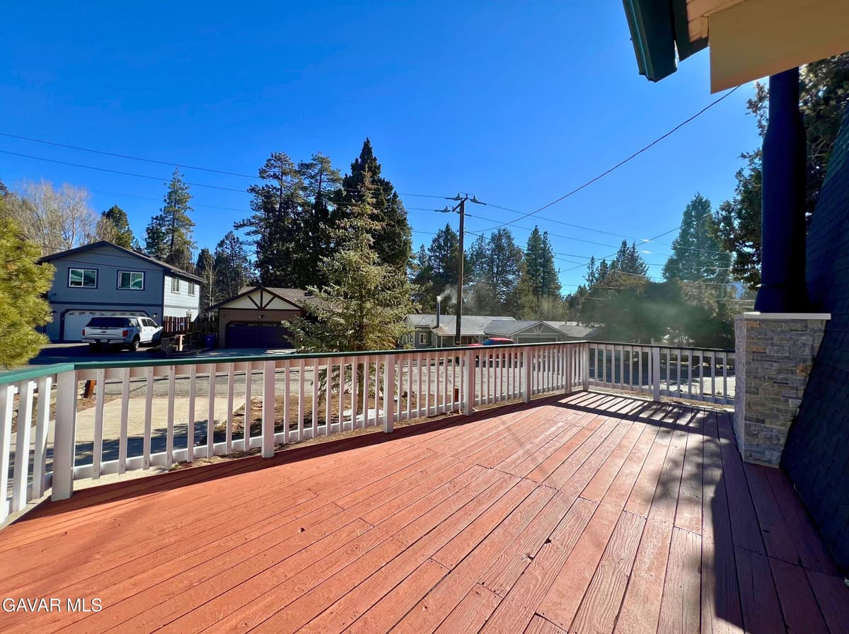 1027 Pine Mountain Drive