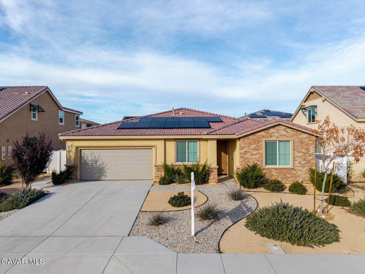 2107 Helconia Court