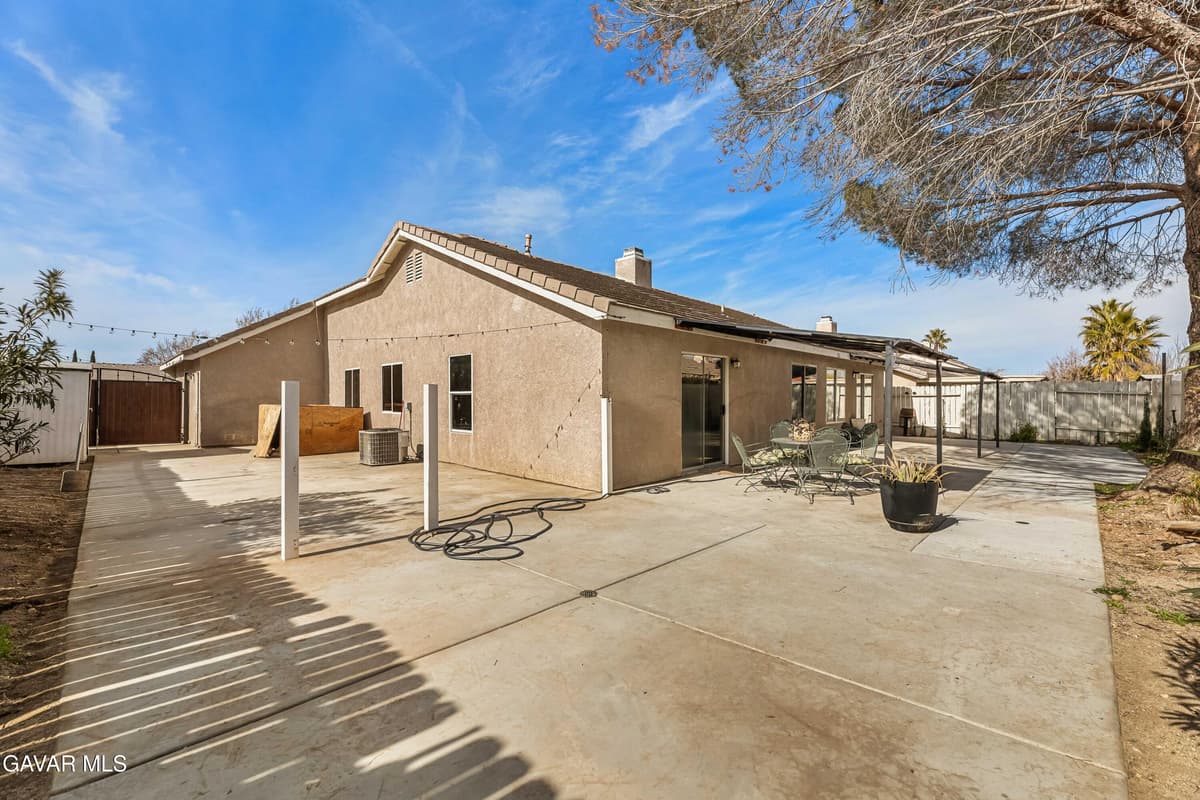 37608 Ribbon Lane