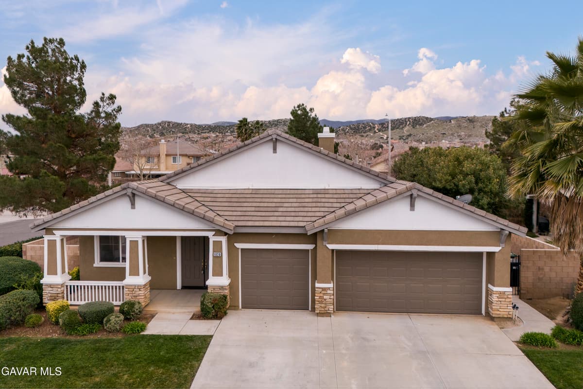 1820 Hideaway Place