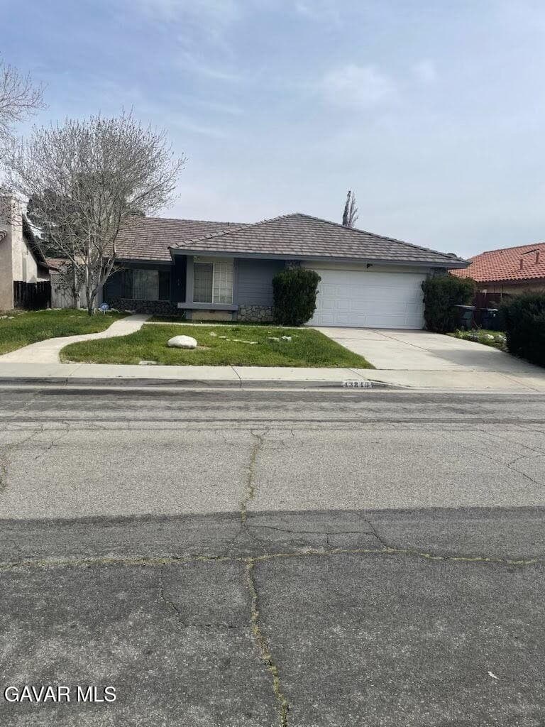 43846 Estrella Lane