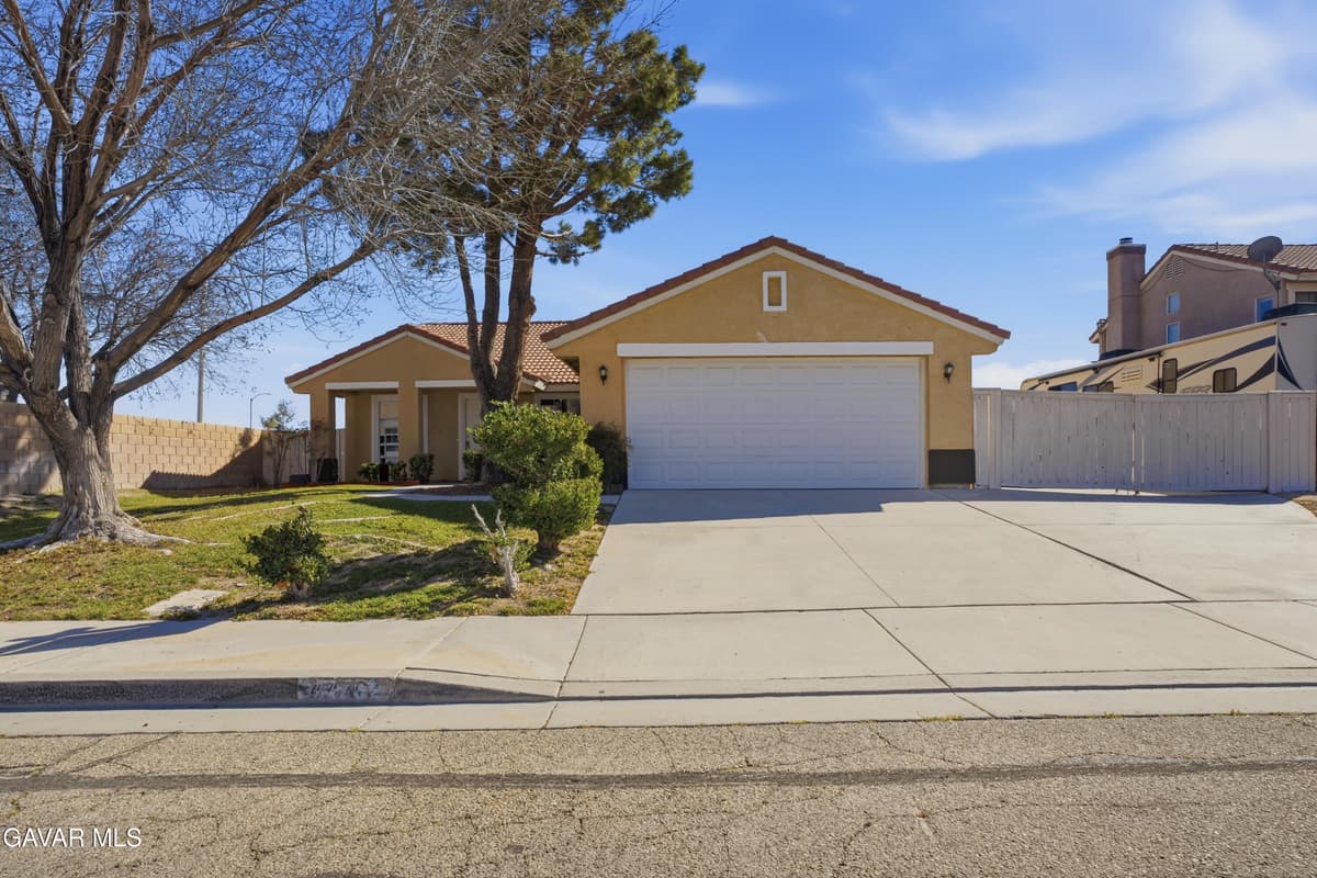 44762 Shadowcrest Drive