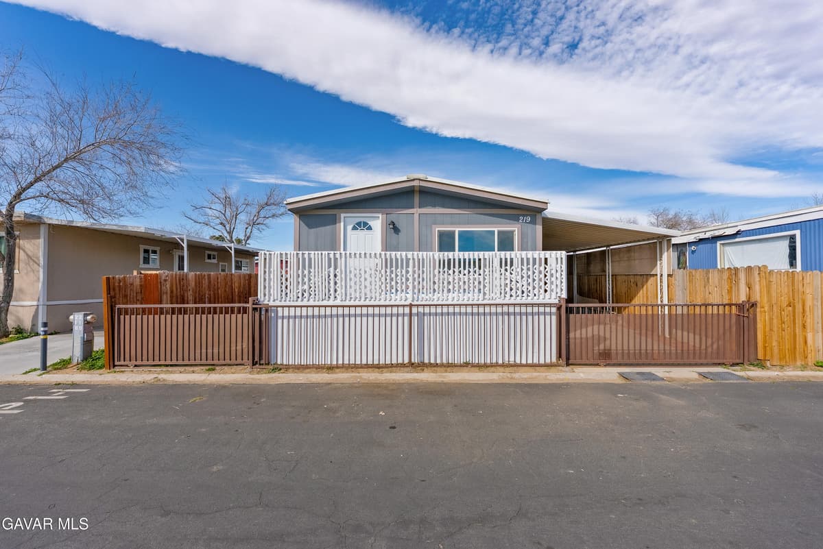 3300 W 15th Street