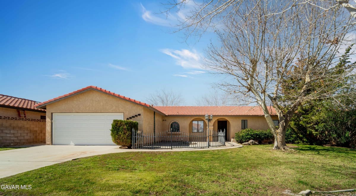 42865 Normandy Lane