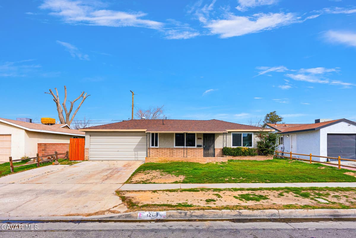 1289 Boyden Avenue