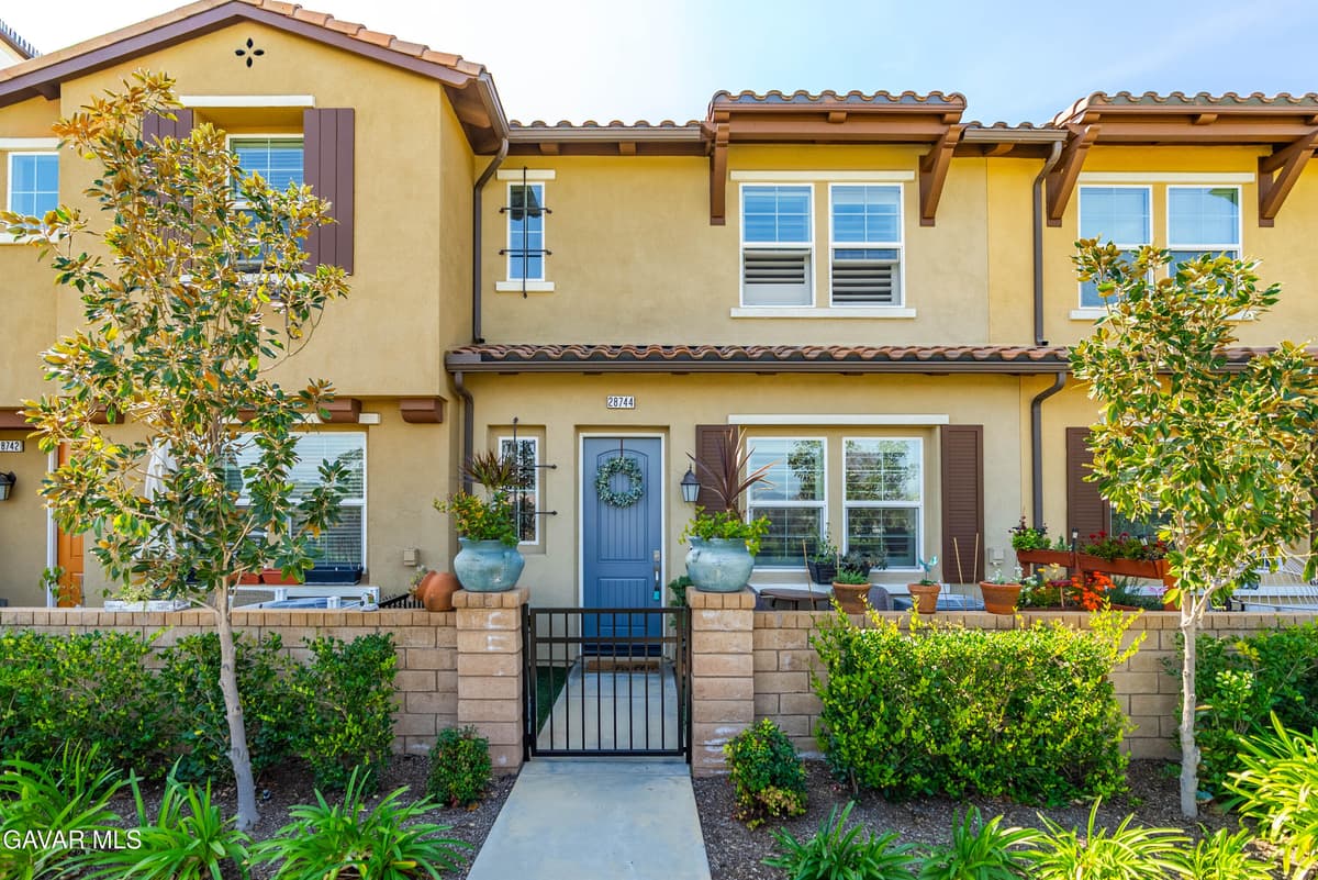 28744 Jardineras Drive