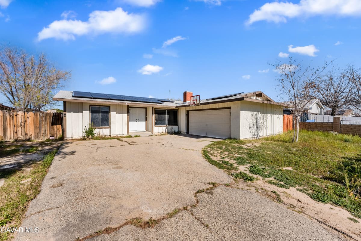 21449 Applewood Drive