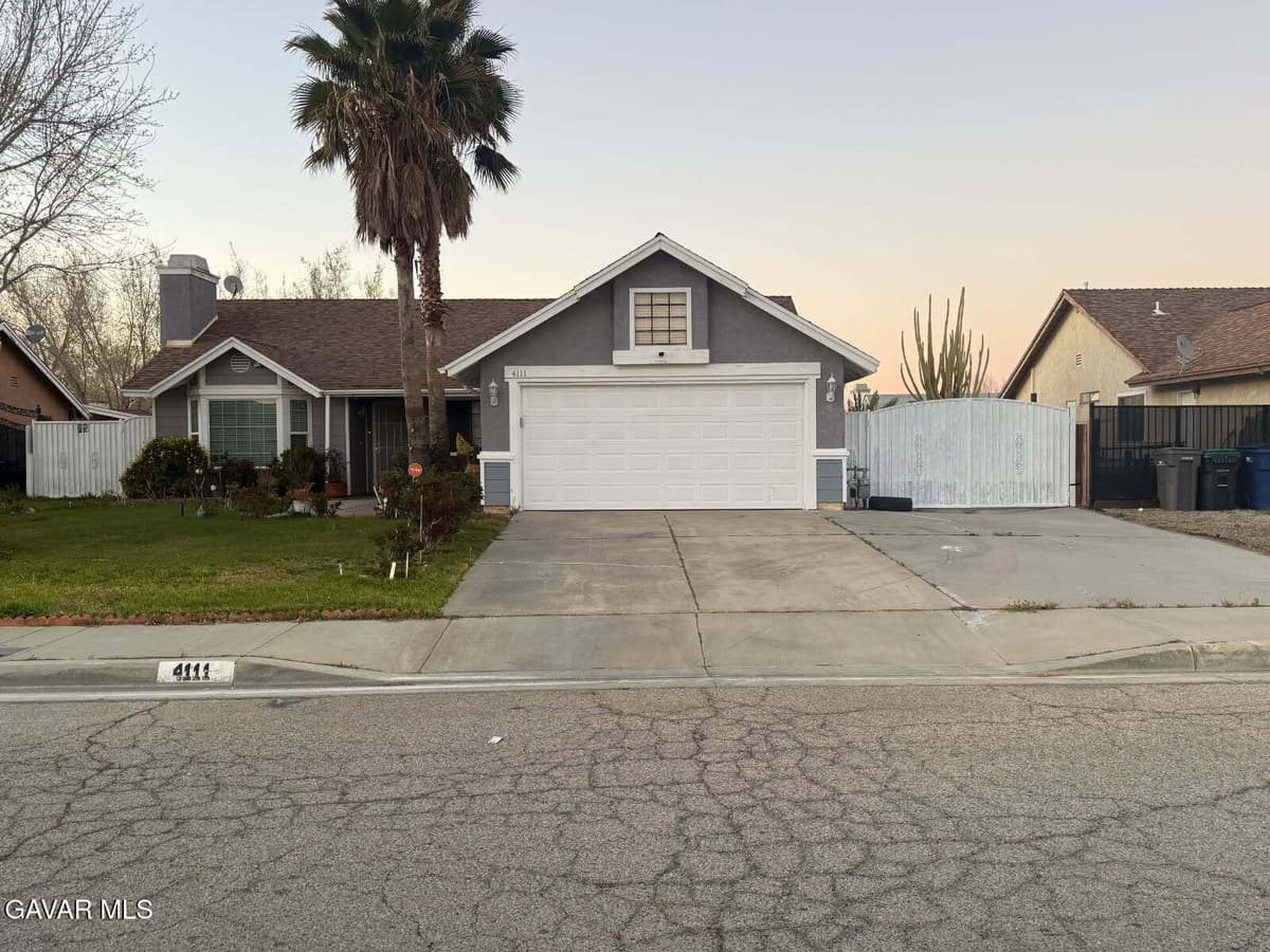 4111 Saddleback Road