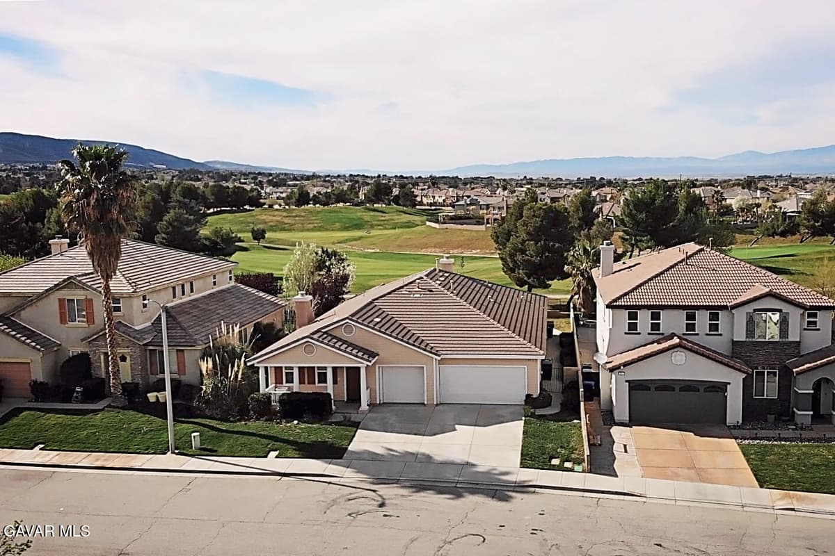3607 Mountain Shadows Court