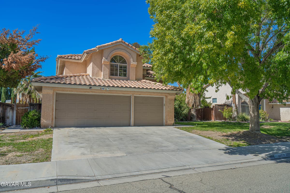 44515 Tarragon Drive