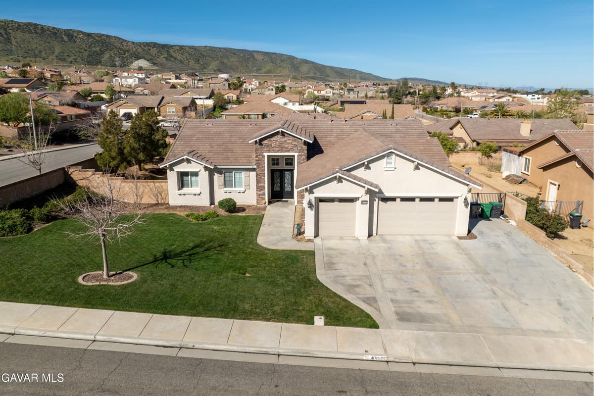 41715 Chianti Court