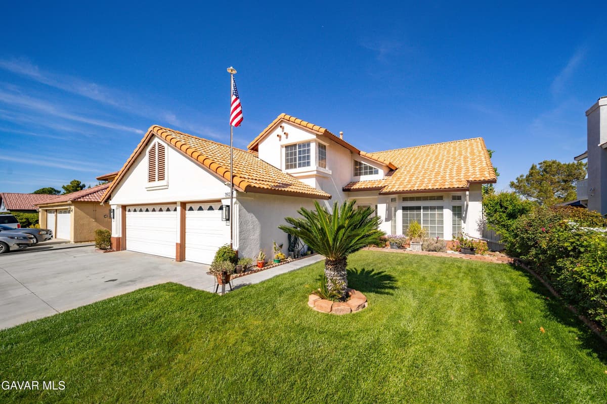 39216 Beacon Lane