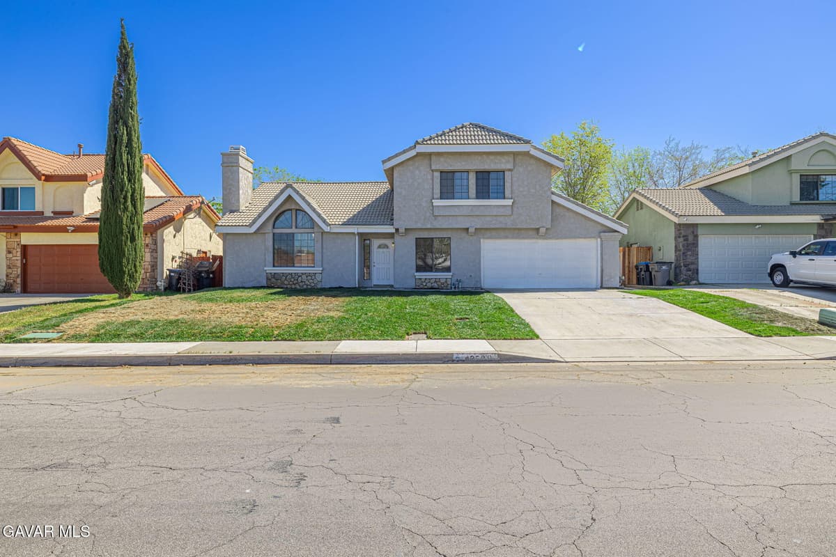 42520 W 52nd Street — photo 2