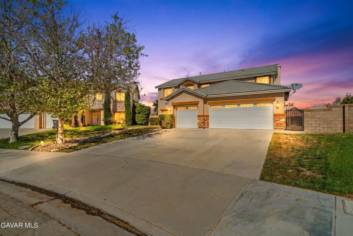 2111 Janet Drive