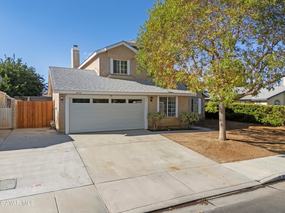 4554 Moonraker Road