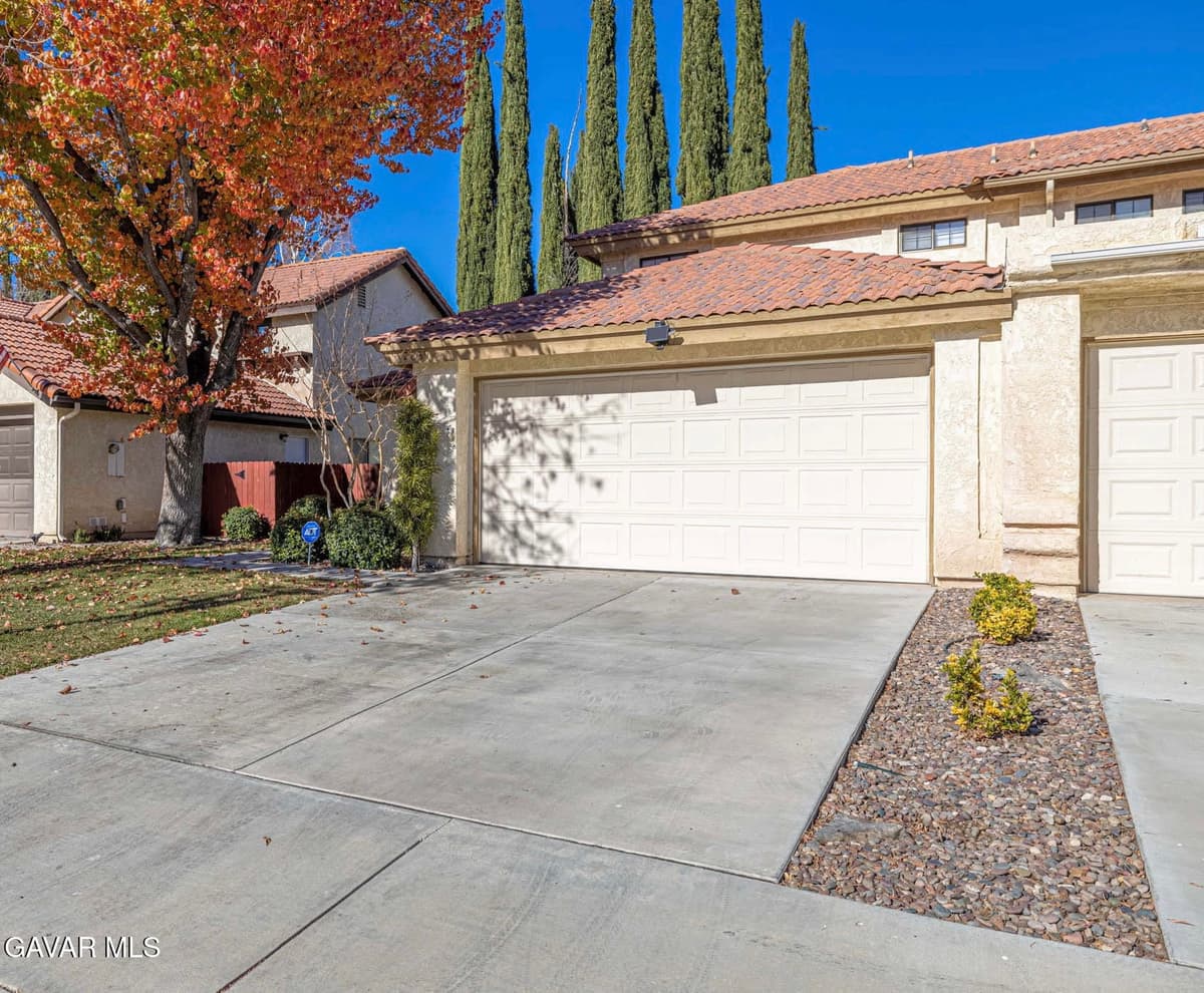 2839 Dartmouth Drive