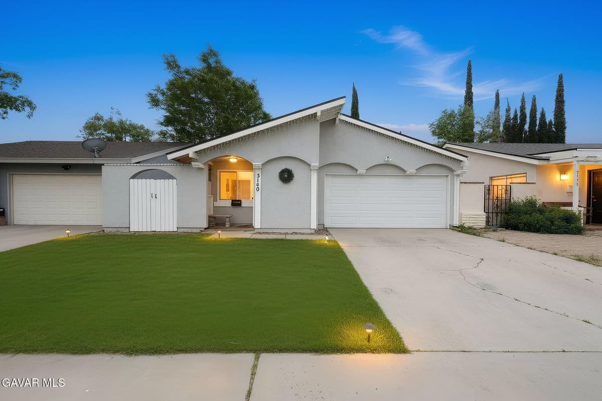 3140 E Avenue Q15