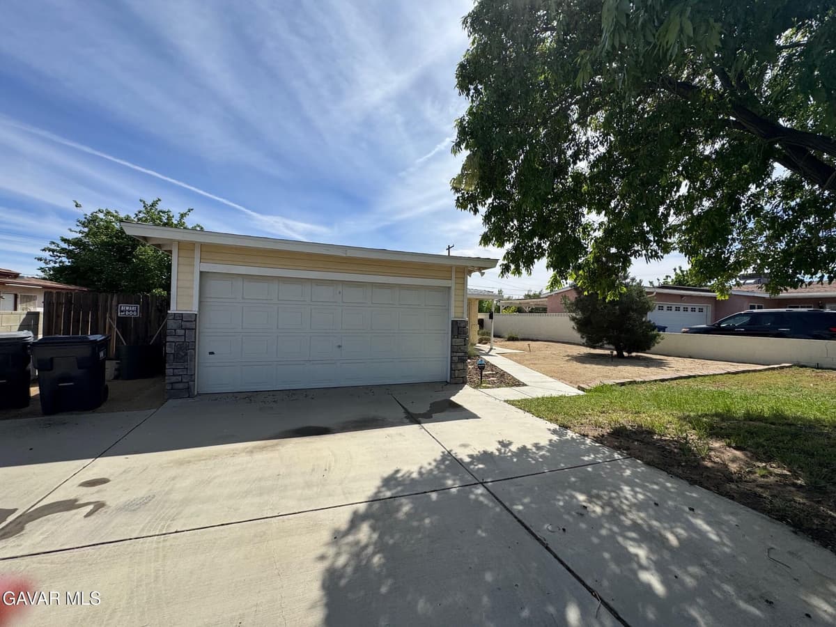 38820 Juniper Tree Road