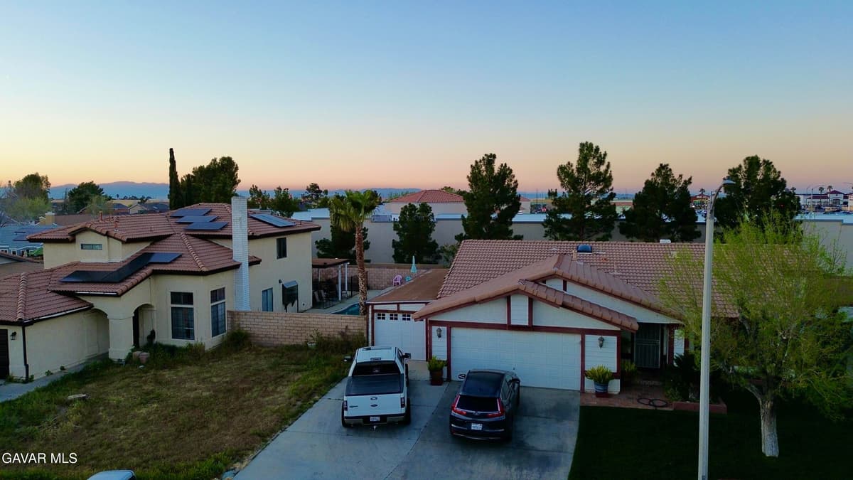 4639 Wrightwood Way