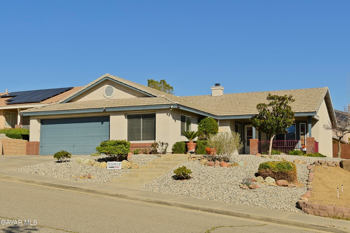 3456 Starjet Street