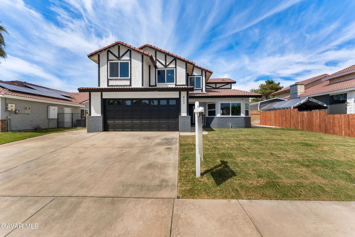 823 E Avenue J 9