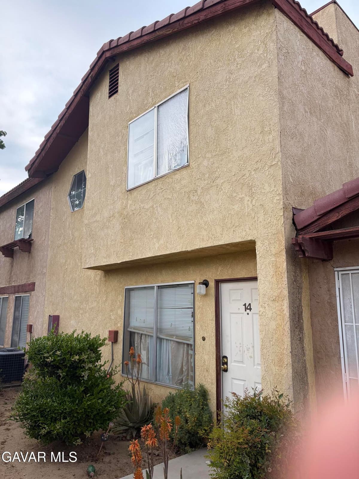 1700 E Ave Q-14