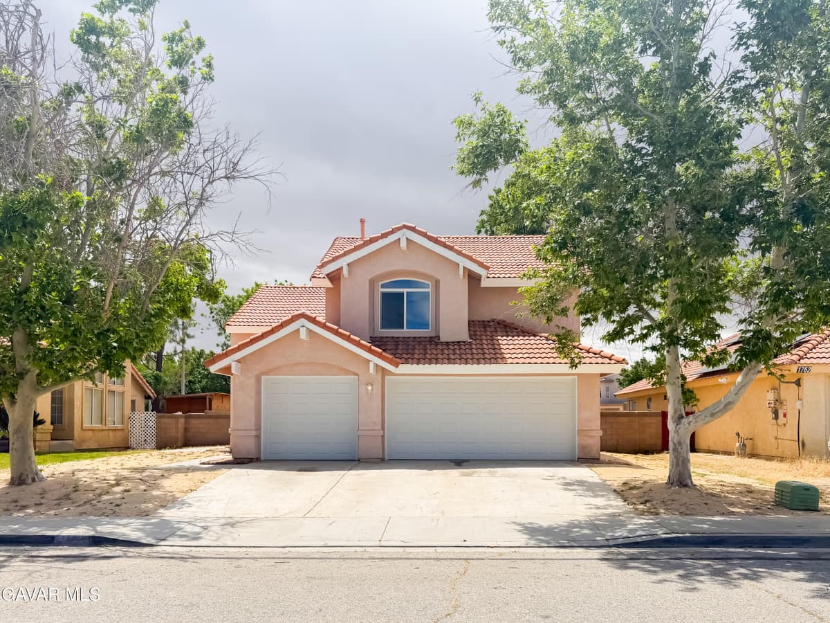 1768 E Mesa Drive