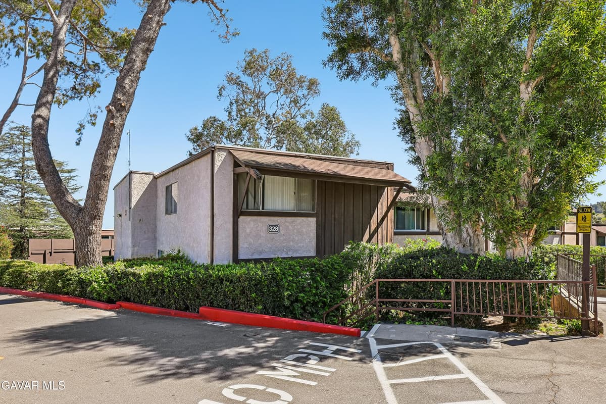 328 S Miraleste