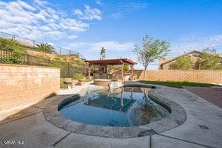 38565 Lion Way