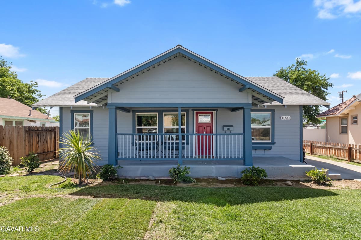 44623 Cedar Avenue