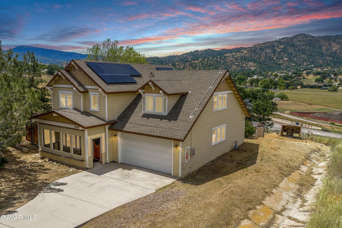 20450 Clubview Court