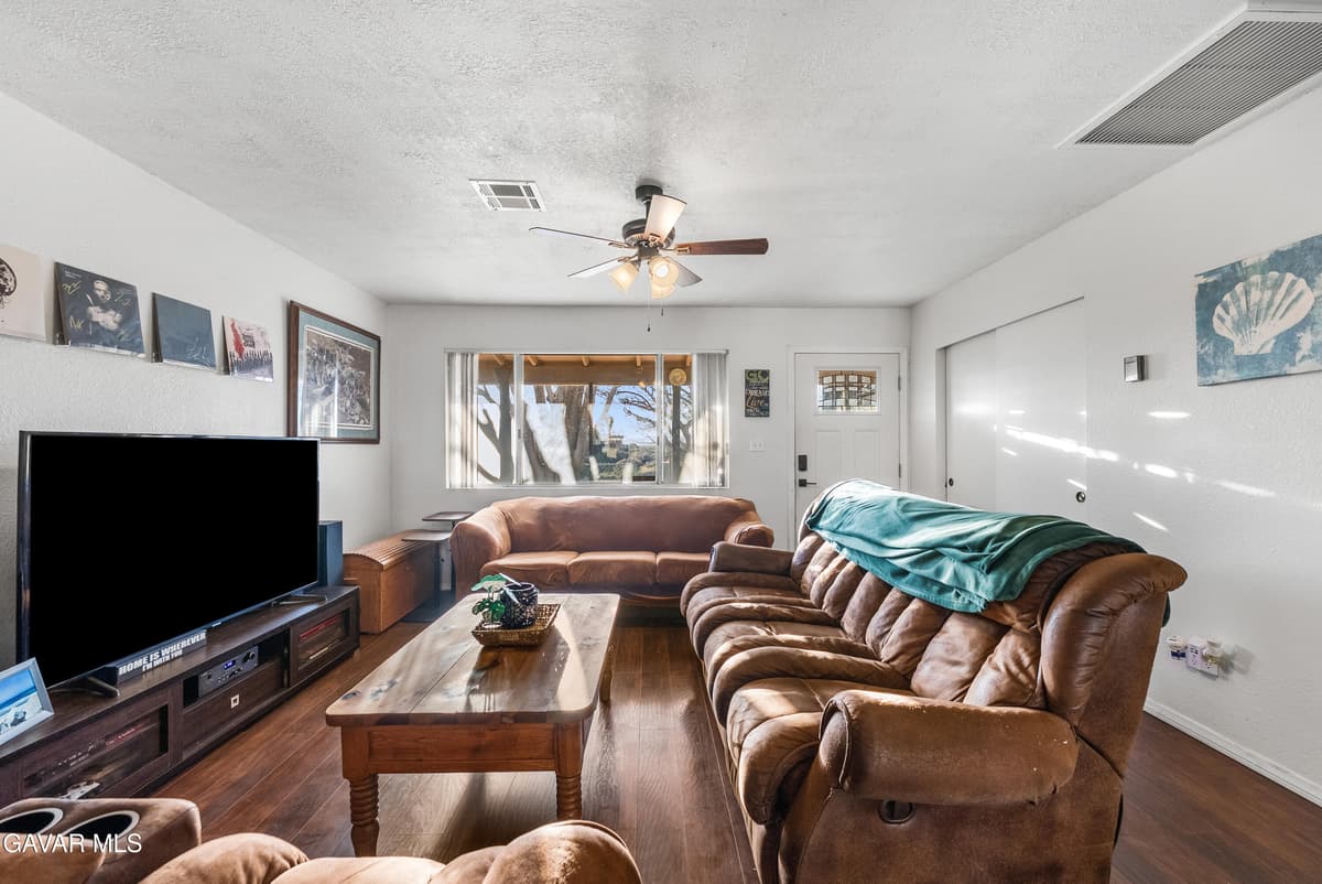 13336 Clement Street — photo 6