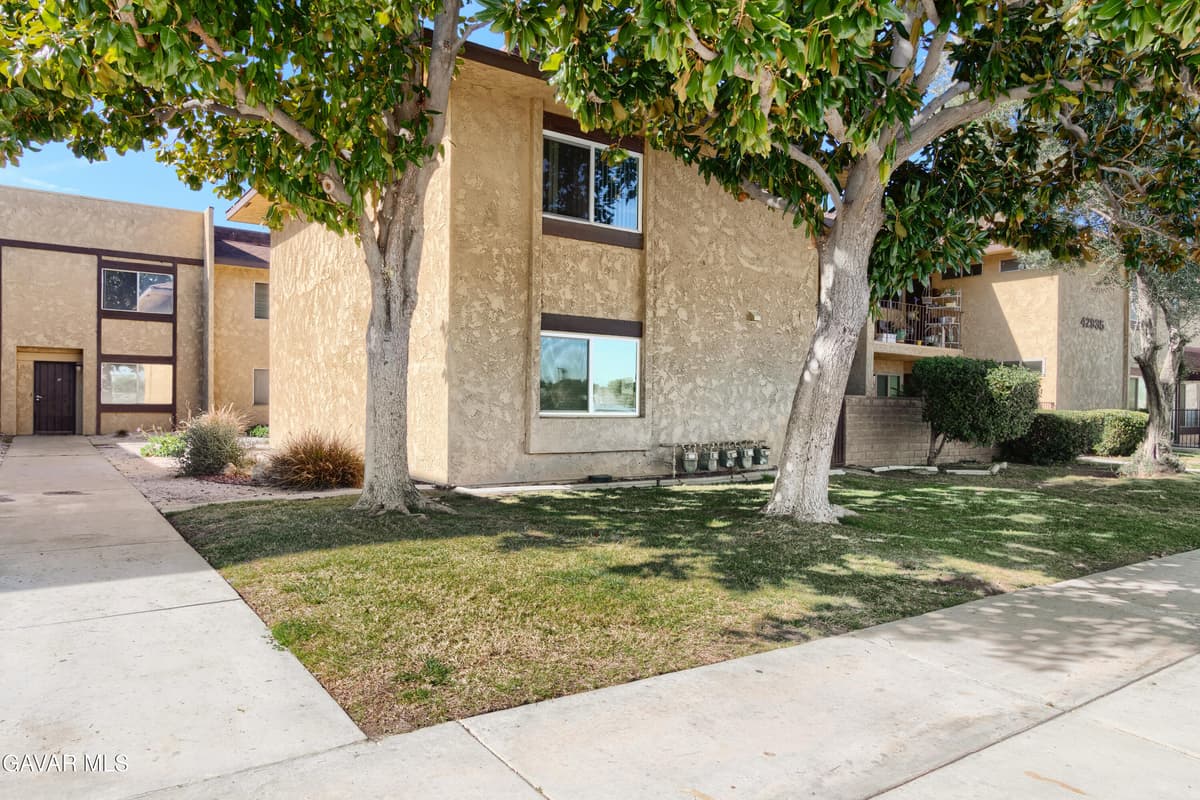 42935 15th Street