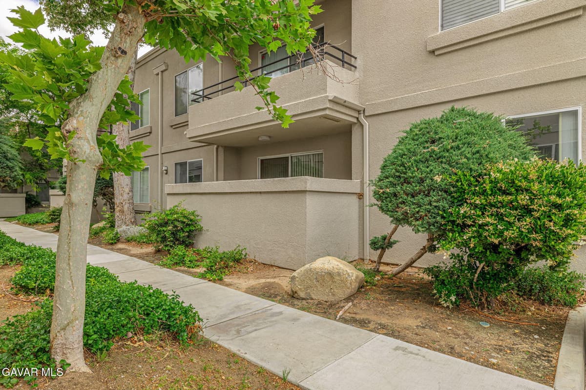 2815 W Avenue K12 — photo 4
