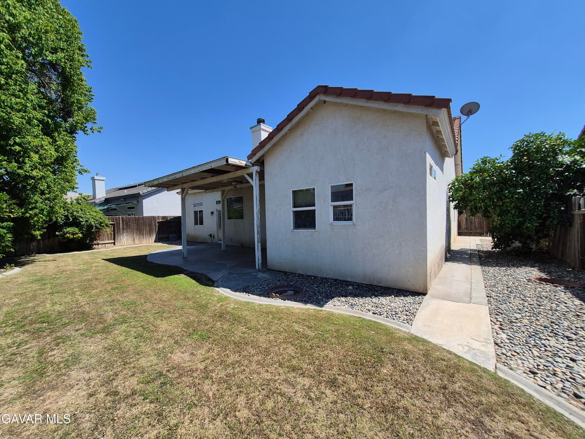 6710 Leaf Valley Drive — photo 5