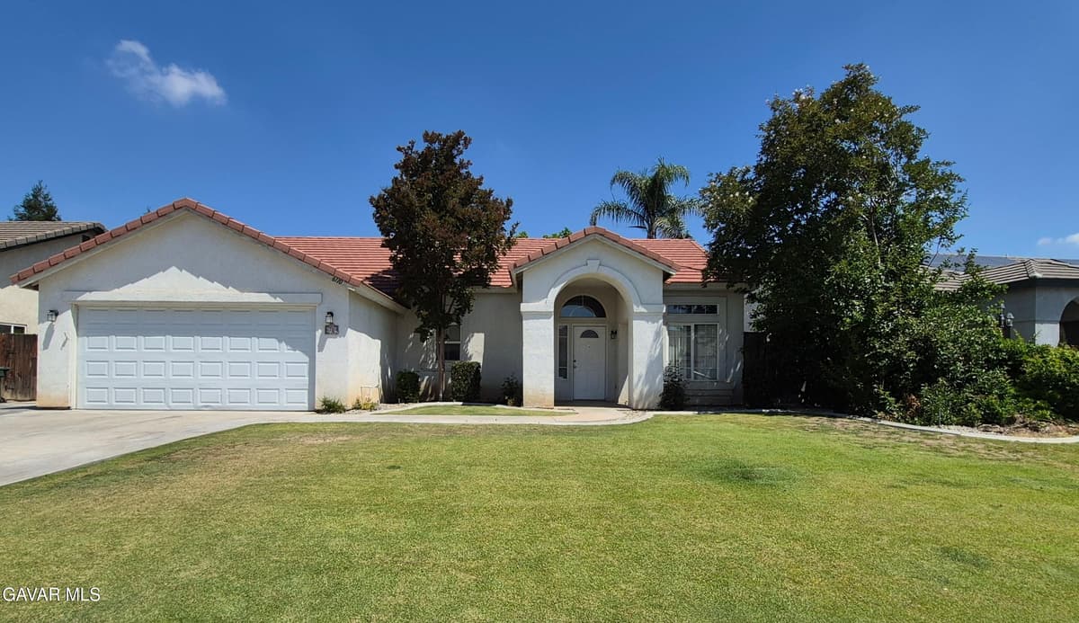6710 Leaf Valley Drive