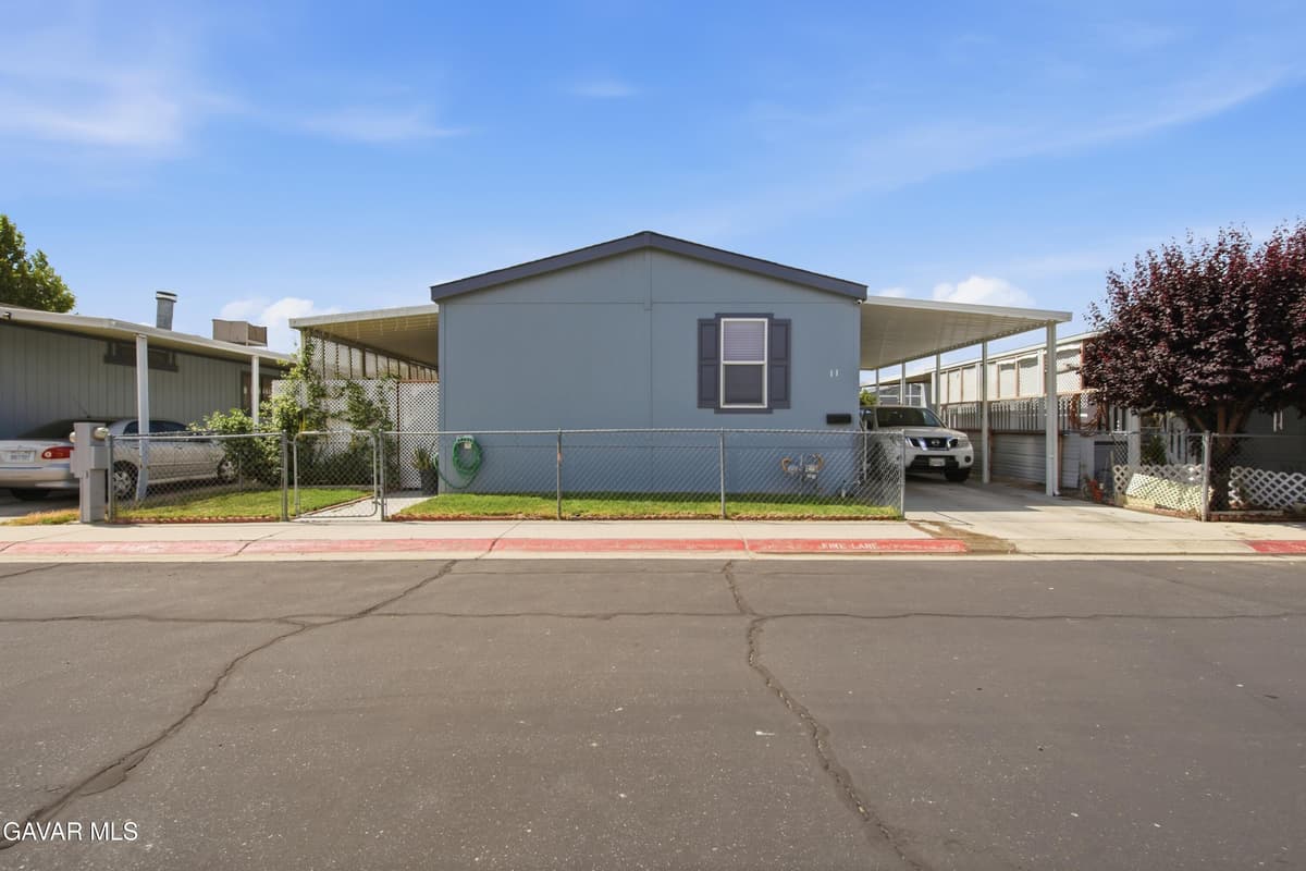 2545 E Avenue I