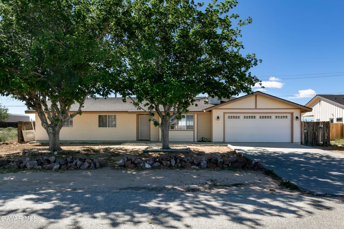 10416 Peach Avenue