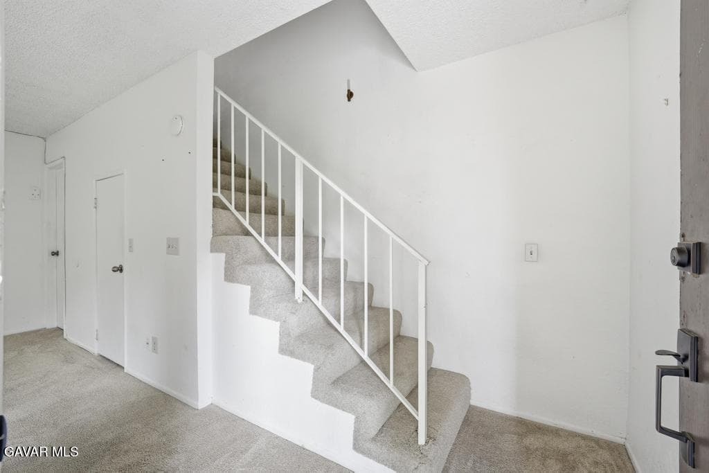 44200 Kingtree Avenue — photo 4