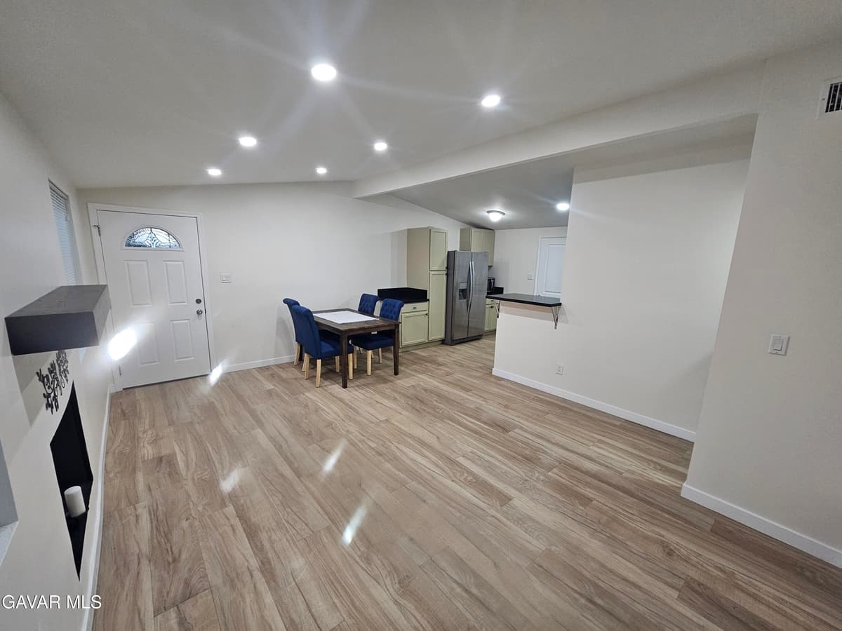 1132 W Ave P-14 — photo 5